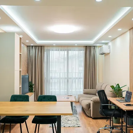 One-Bedroom Apartment With Free Parking, Free Gym Pass And Office Setup Plovdiv Exterior photo