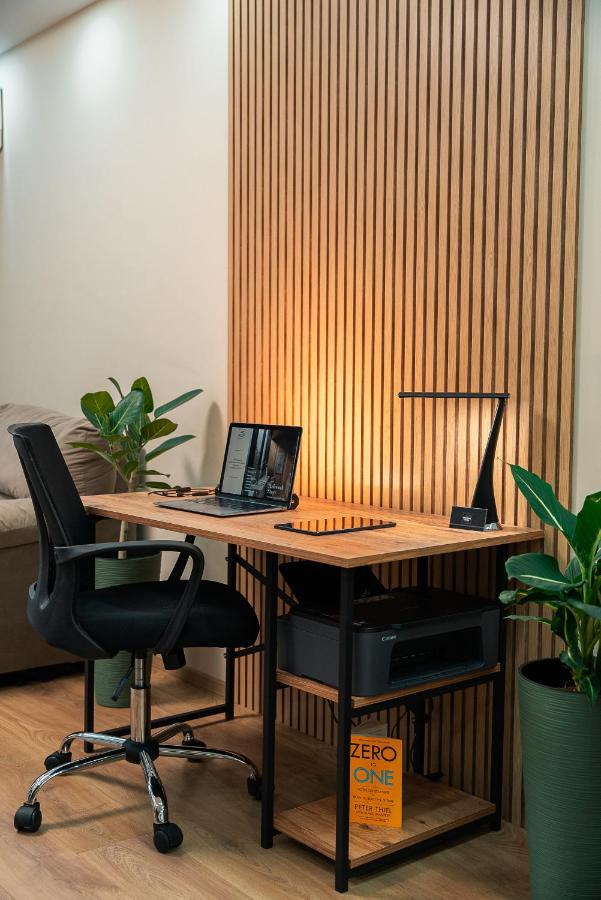 Διαμέρισμα One-bedroom With Free Parking, Free Gym Pass And Office Setup